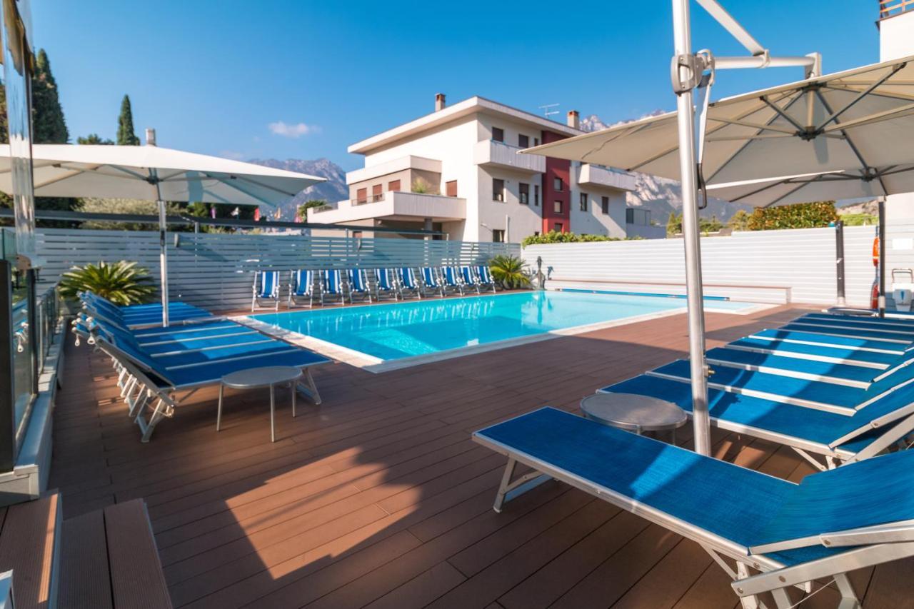 Hotel Miorelli Torbole Sul Garda Luaran gambar